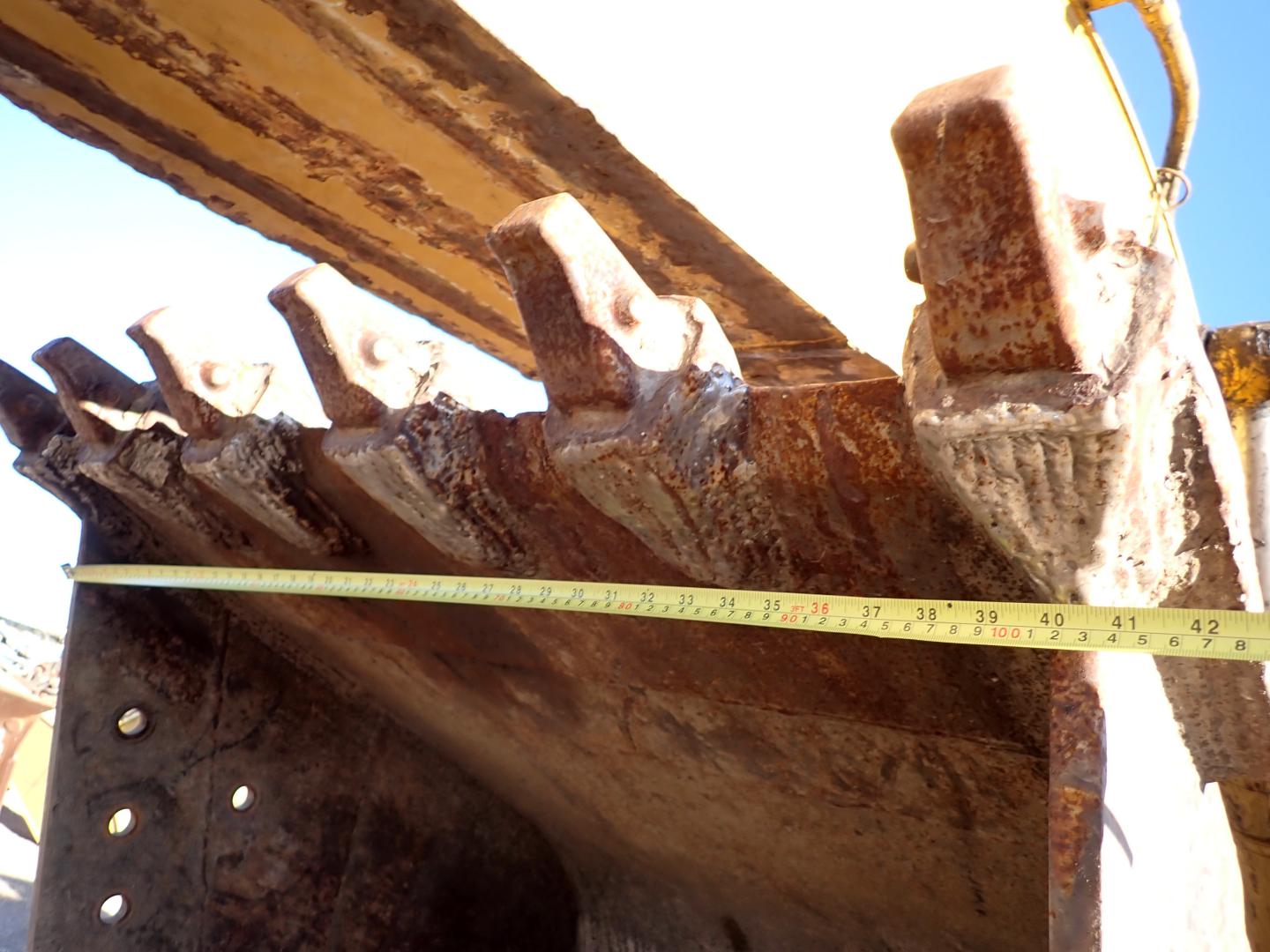 ./imagenes/INVOICE/2019/16550/EXCAVADORA CAT_320C PARA PARTES (23).JPG